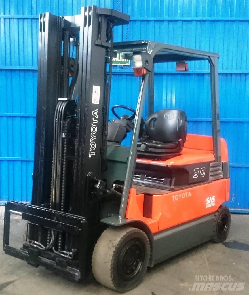 Toyota 7 FBMF 30 Elektrische heftrucks