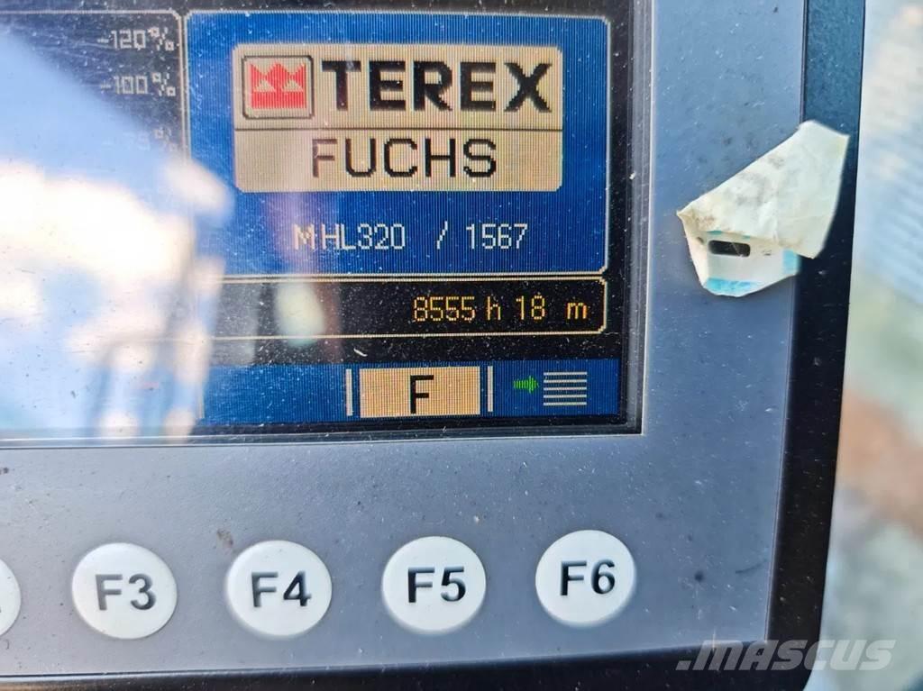 Fuchs MHL 320 Materialumschlag