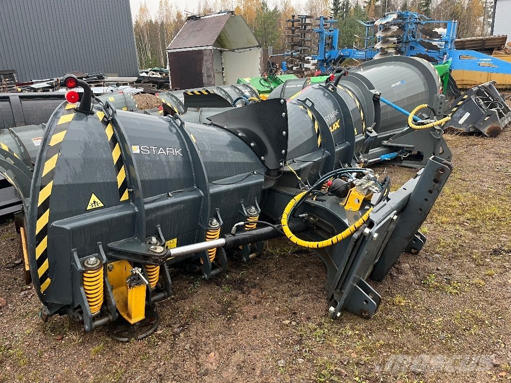 Stark 3300 relax Schneeschilde und -pflüge