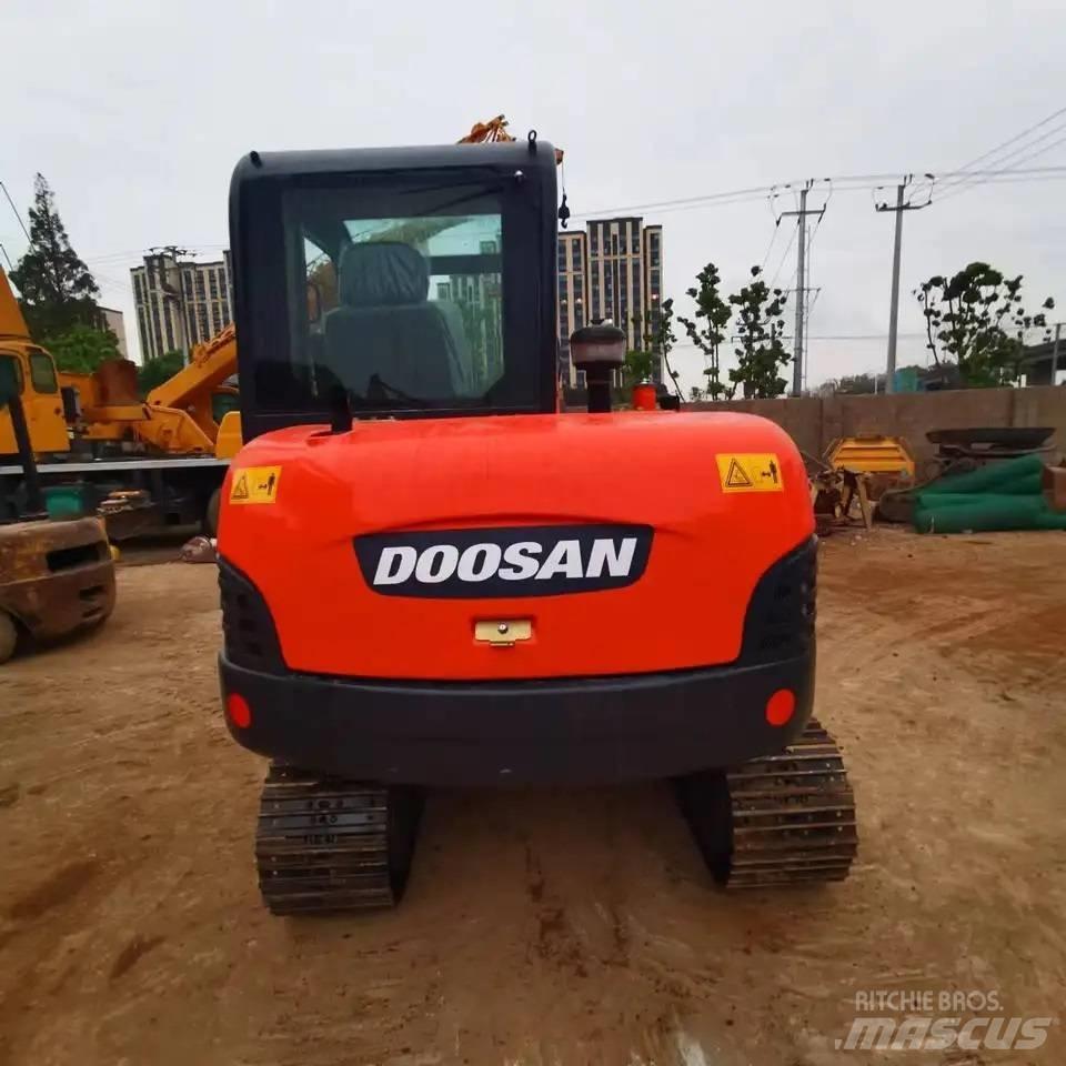 Doosan DH60-7 Raupenbagger