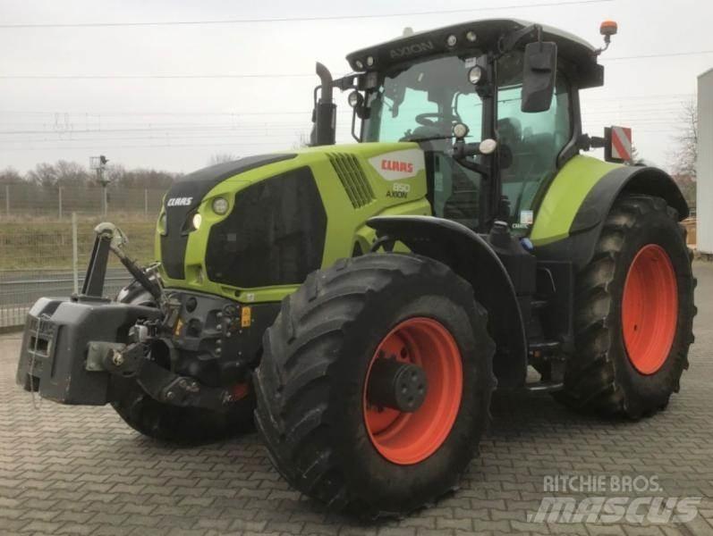CLAAS AXION 850 Traktoren