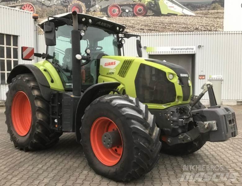 CLAAS AXION 850 Traktoren