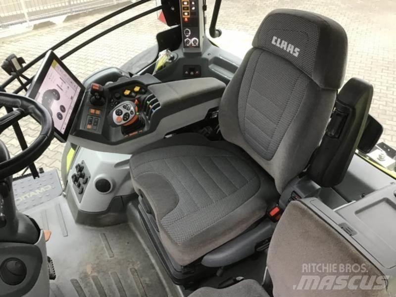 CLAAS AXION 850 Traktoren