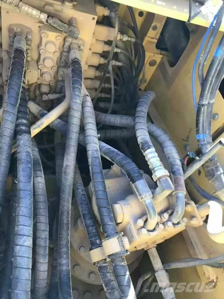 Komatsu PC 210 Raupenbagger