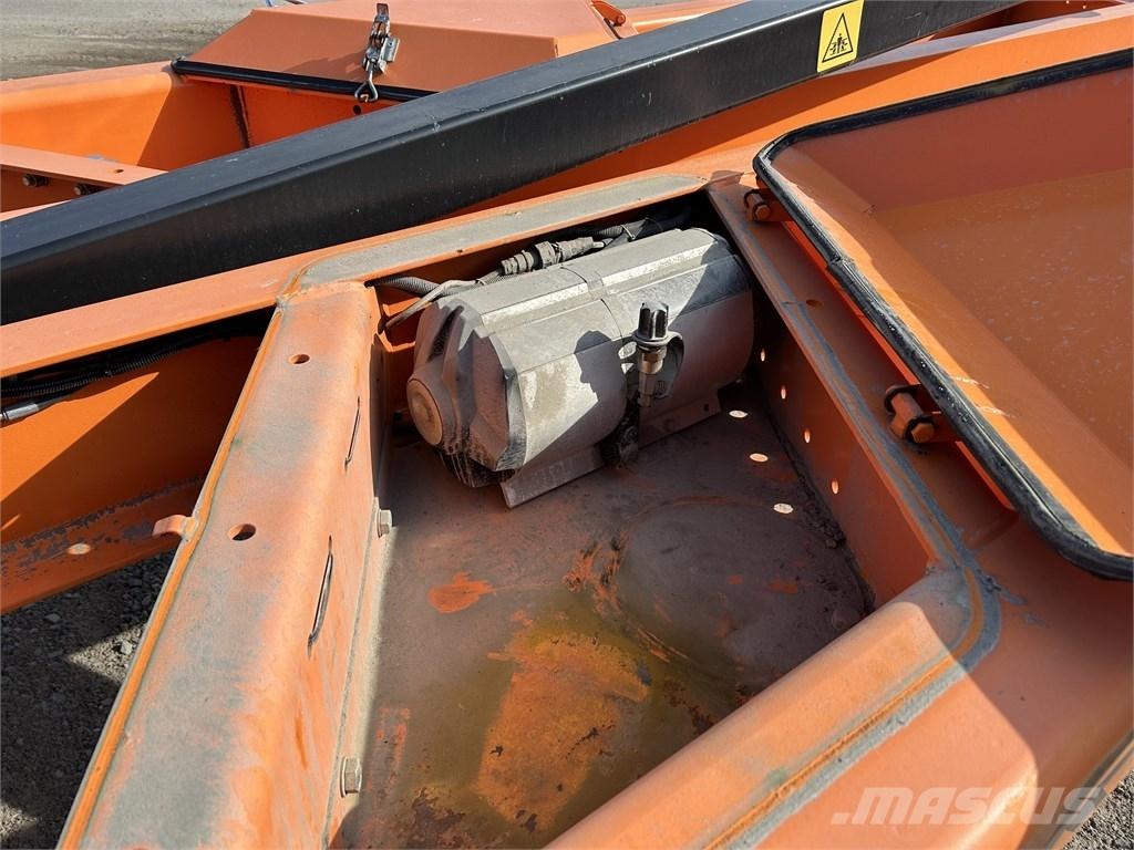 FMG TLN 570 Grader