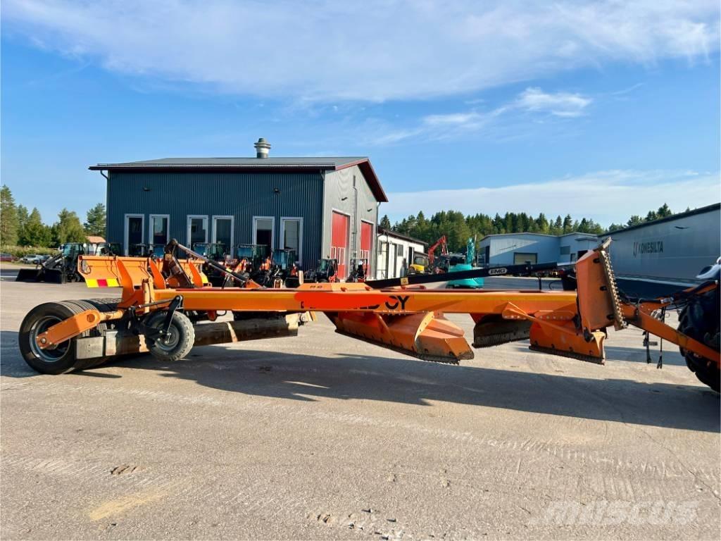 FMG TLN 570 Grader
