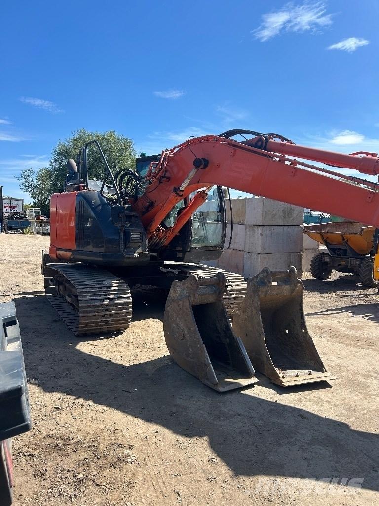 Hitachi ZX 135 US-6 Raupenbagger