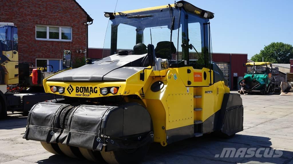 Bomag BW 28 RH Gummiradwalzen