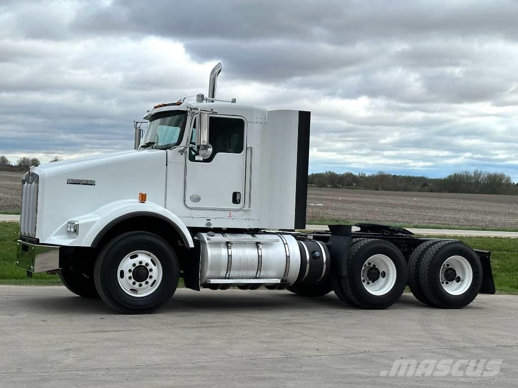 Kenworth T800 Sattelzugmaschinen