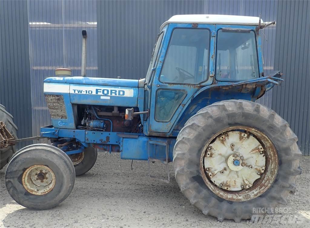 Ford TW10 Traktoren
