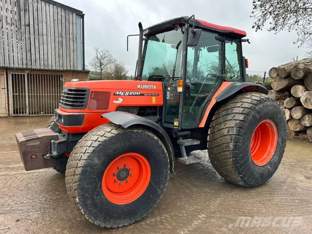 Kubota ME 8200 Traktoren