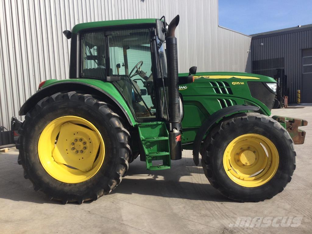 John Deere 6125M Traktoren