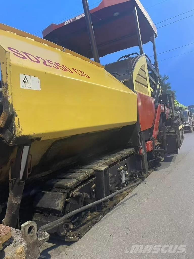 Dynapac sd2550 Strassenfertiger