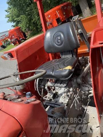 Massey Ferguson 135 Traktoren