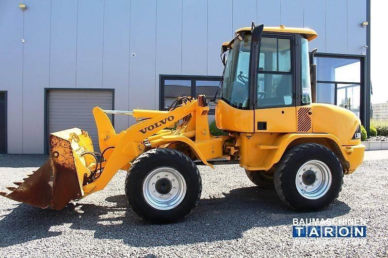 Volvo L30B Radlader