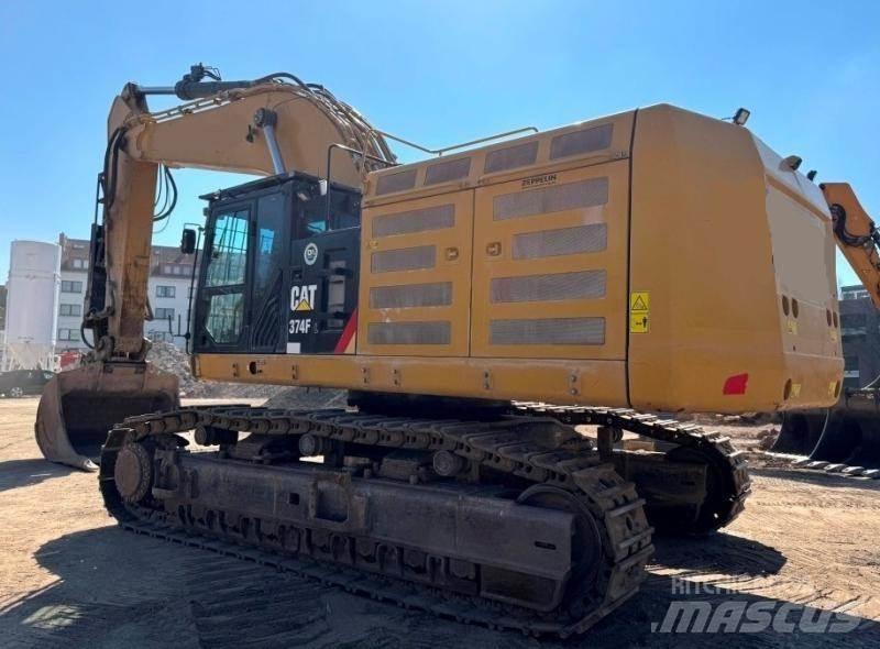CAT 374FL Raupenbagger