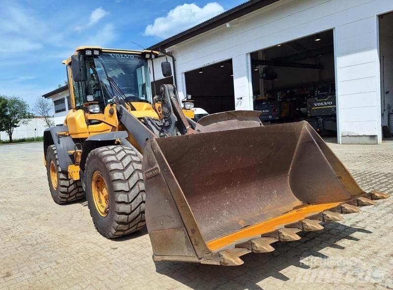 Volvo L90H Radlader