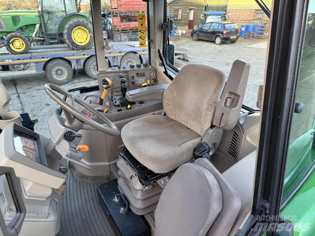 John Deere 6135M Traktoren