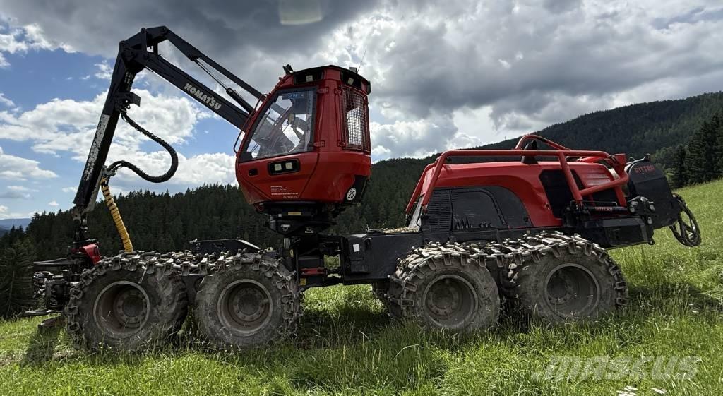 Komatsu 931XC Harvester