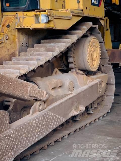 CAT D 9 T Bulldozer
