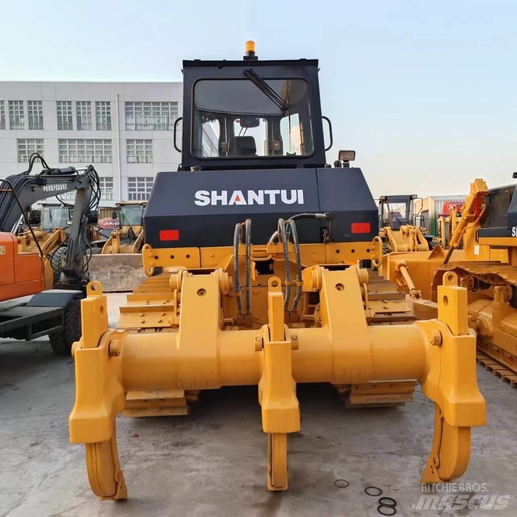 Shantui SD 22 Bulldozer