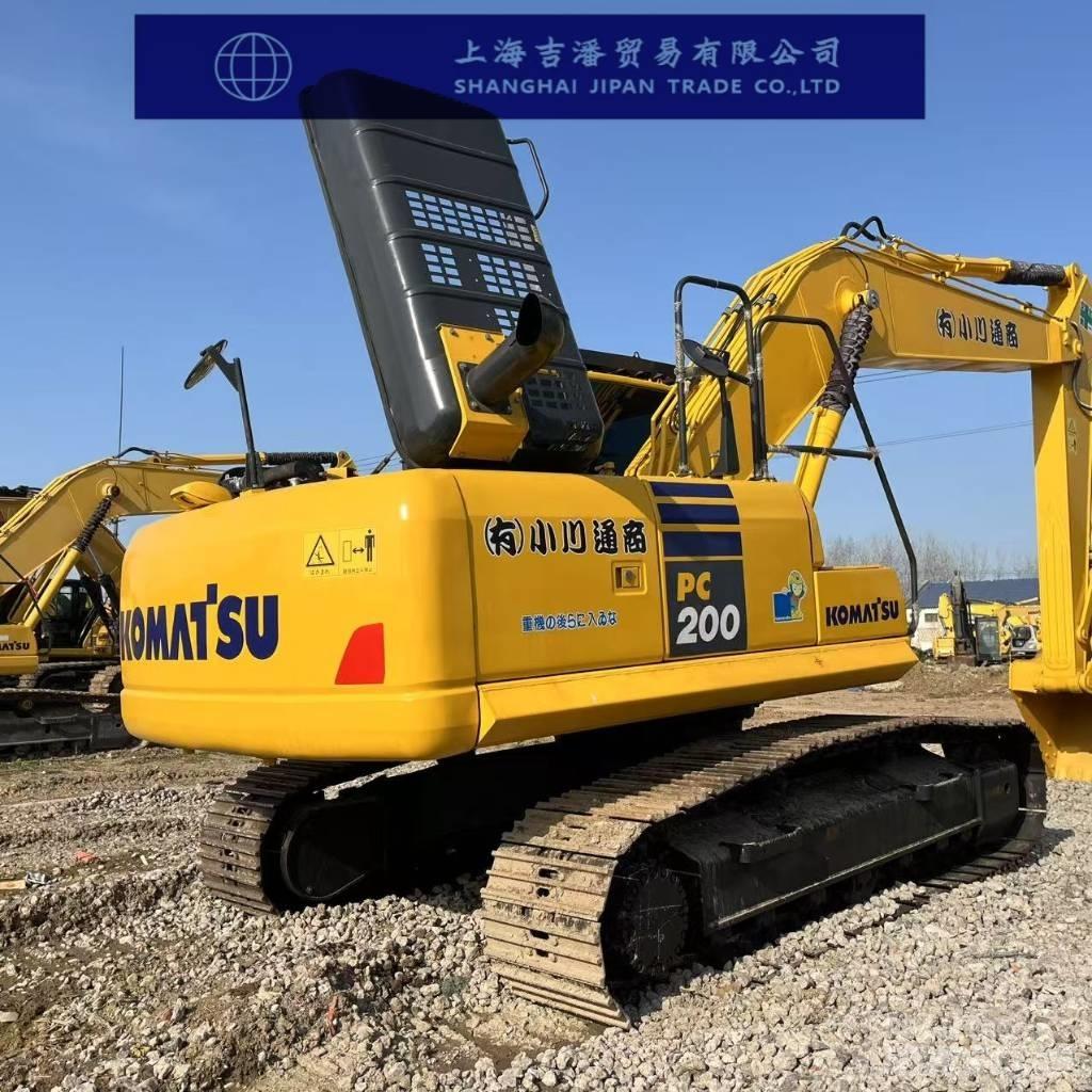 Komatsu PC 200-8 Midibagger  7t - 12t