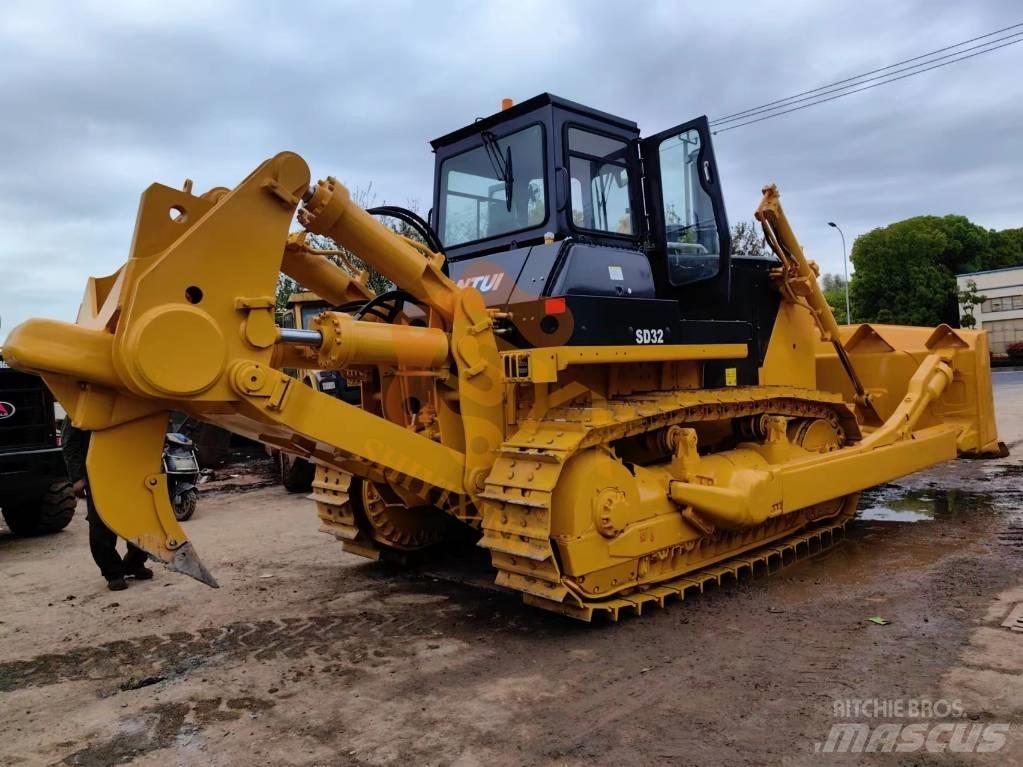 Shantui SD 32 Bulldozer