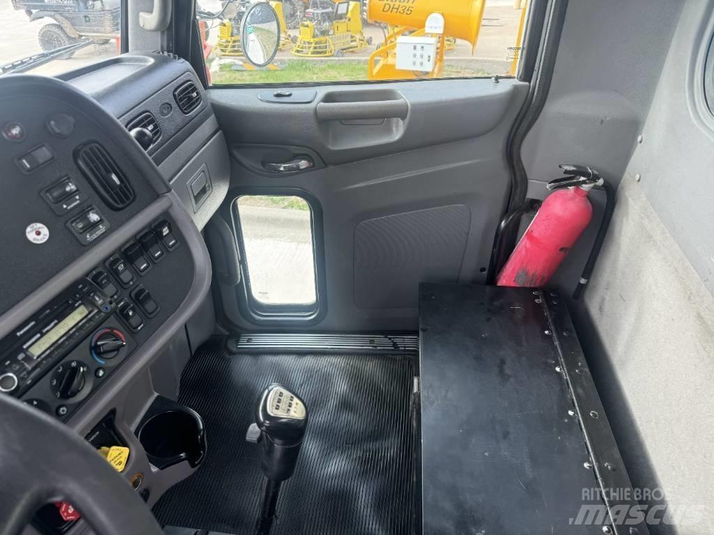 Peterbilt 384 Transport Sonstige