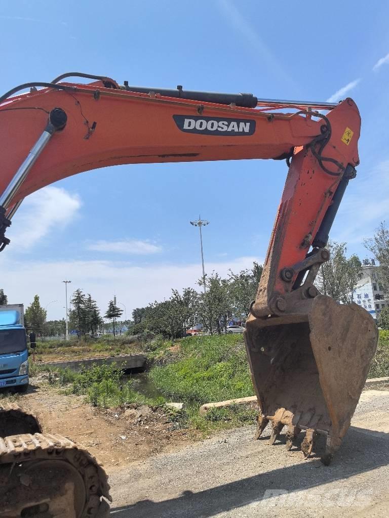 Doosan DX 340 LC-9C Raupenbagger