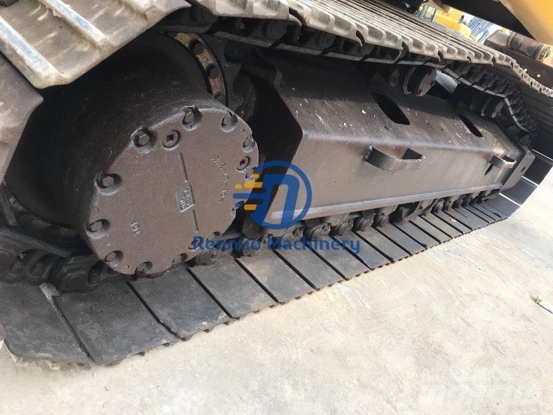 Komatsu PC200-7 Raupenbagger