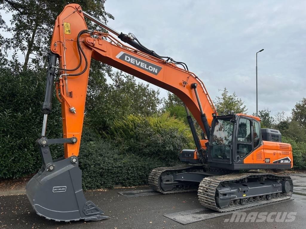 Develon DX 300 LC-7M Raupenbagger