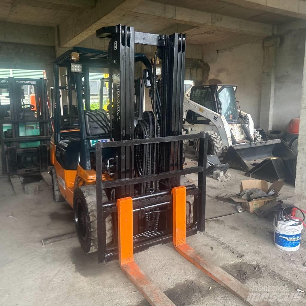 Toyota FD 30 Diesel heftrucks