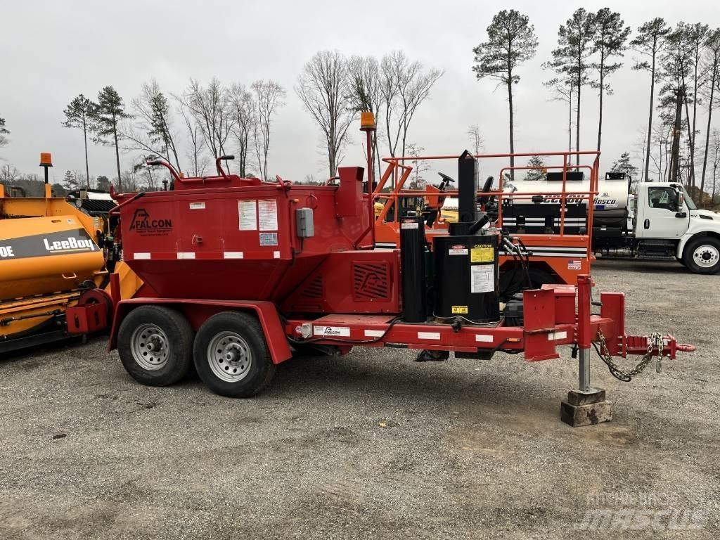 Falcon 4 Ton Hot Box Bitumen Sprayer