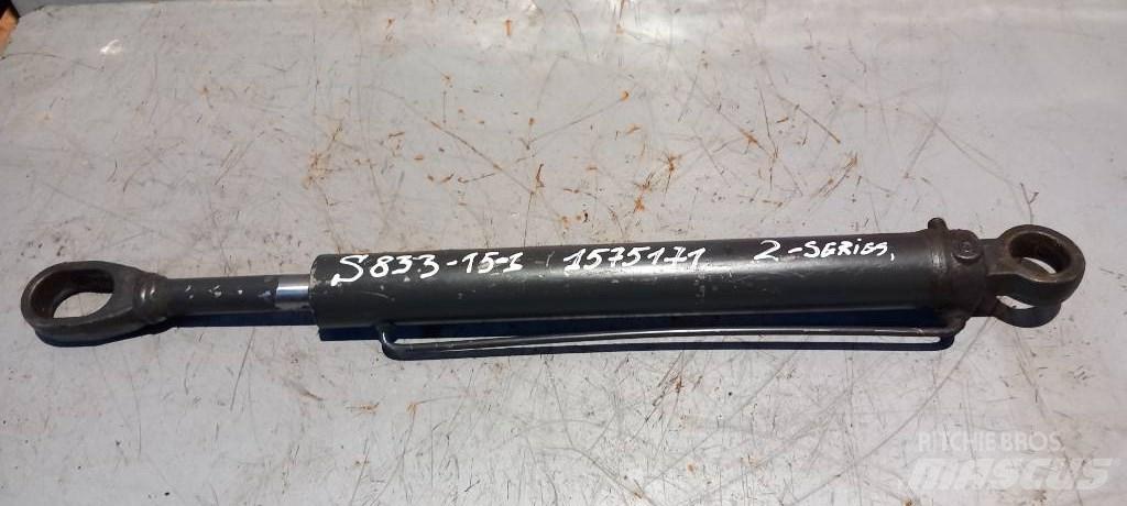 Scania 113.    1575171 Hydraulik