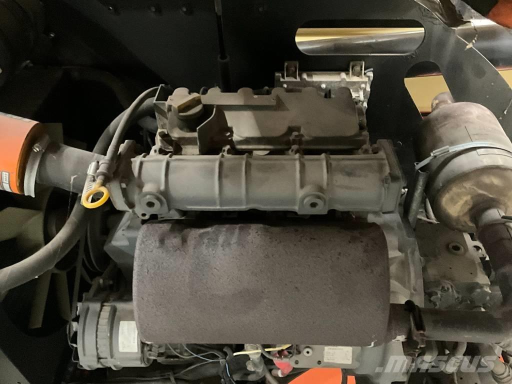 JLG 450 AJ Gelenkteleskoparbeitsbühnen