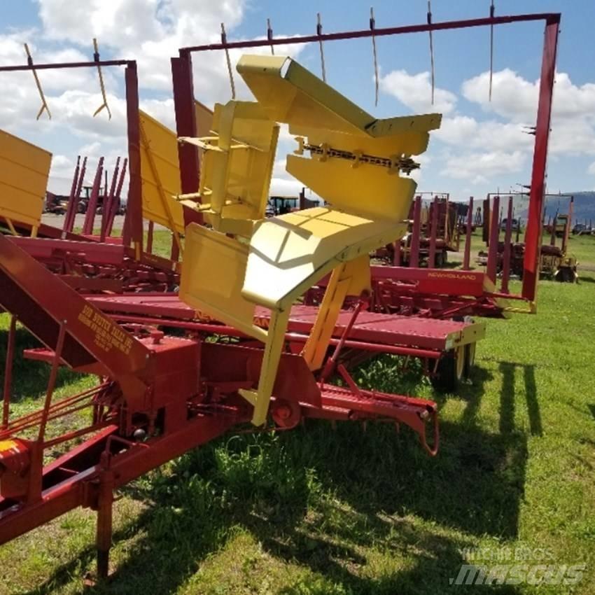 New Holland 1037 Sonstige Grünlandgeräte