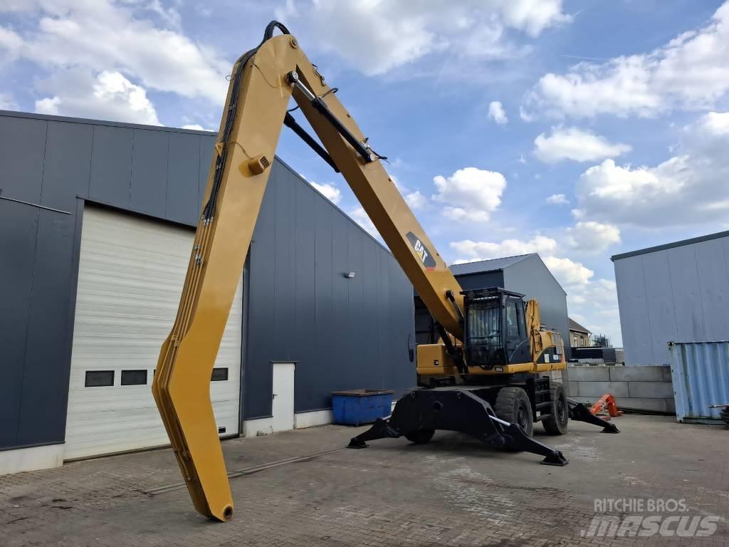 CAT M 325 D L MH Materialumschlag