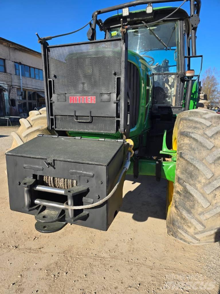 John Deere 6930 Forwarder