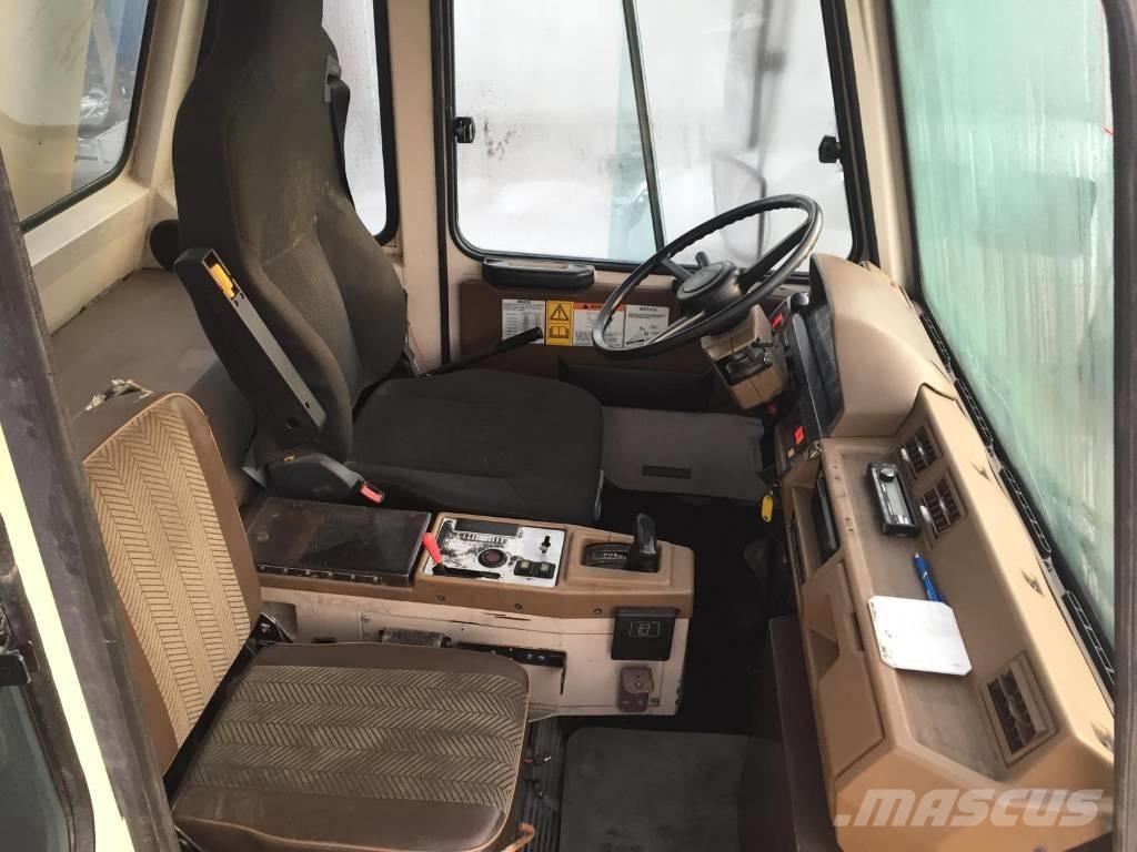 Komatsu HD 465-5 Dumper - Starr