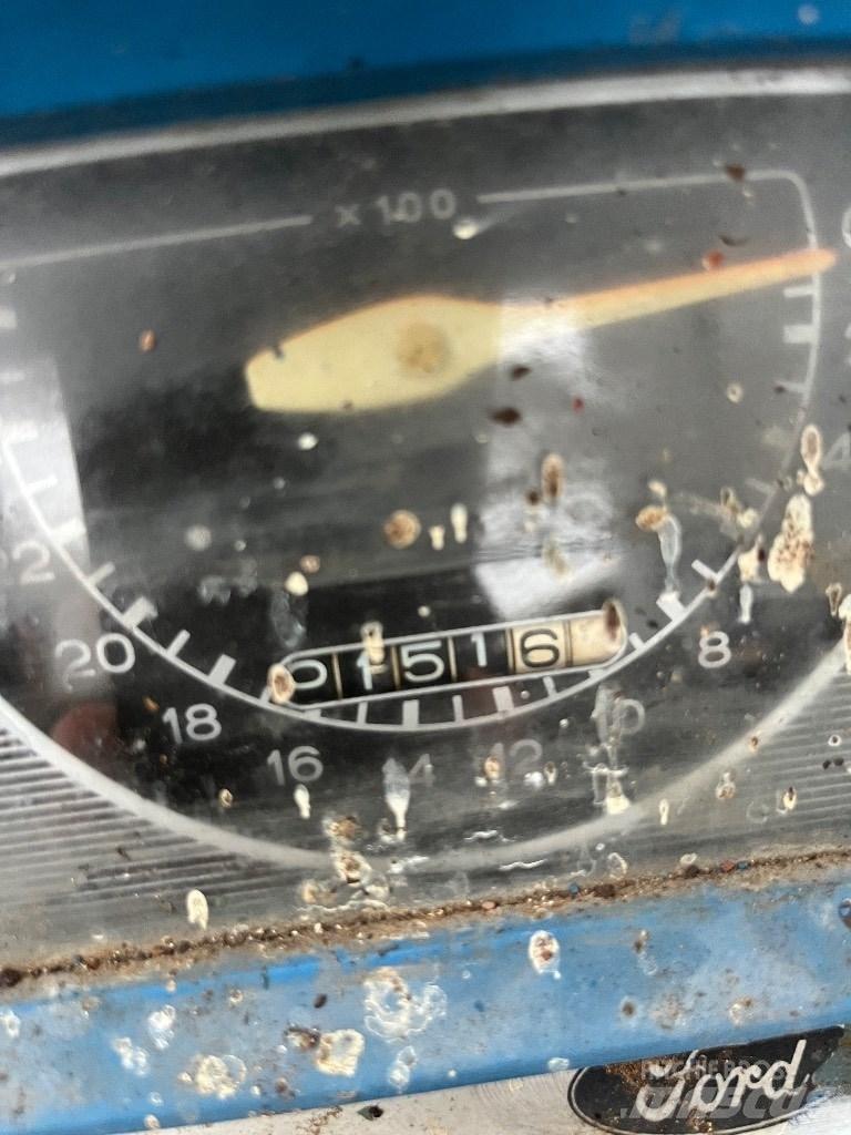 Ford 5000 Y Traktoren