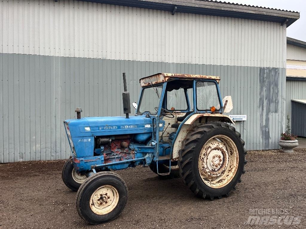 Ford 5000 Y Traktoren