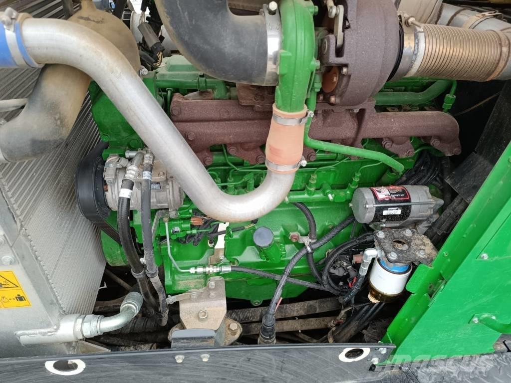 John Deere 1070 E Harvester