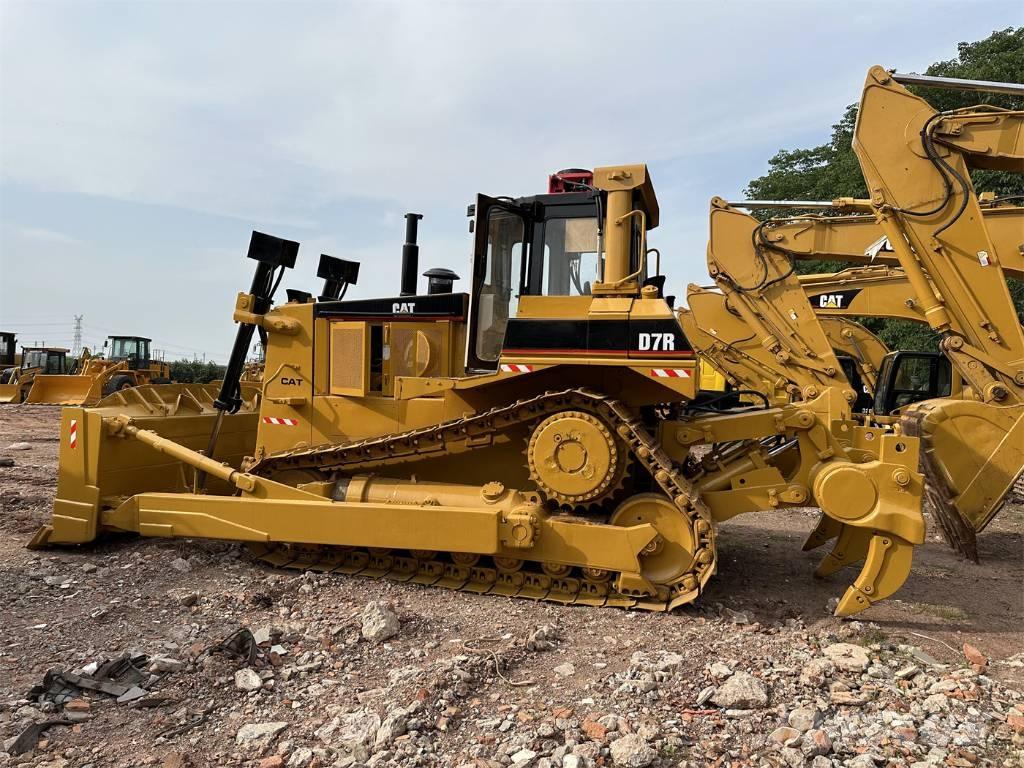 CAT D7R Bulldozer
