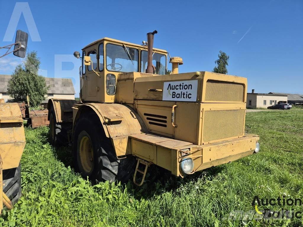 Kirovets K 700 A Traktoren