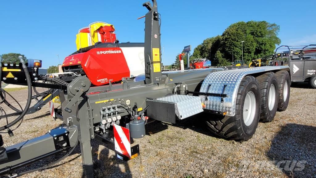 Krampe THL 25 Anhänger mit Hakenlift