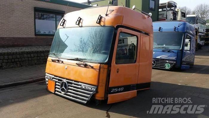 Mercedes-Benz 2540 Transport Sonstige