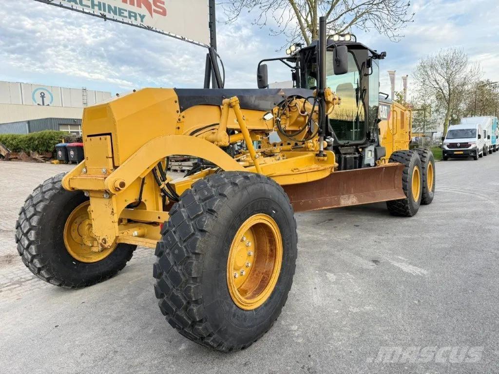 CAT 12M3 Grader