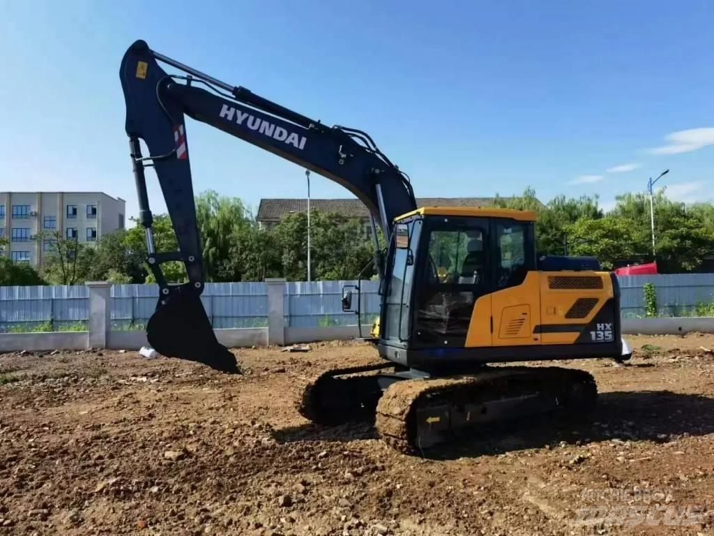 Hyundai HX135 Raupenbagger