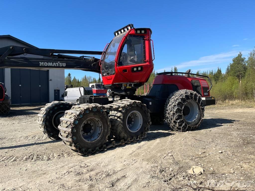 Komatsu 931 Harvester