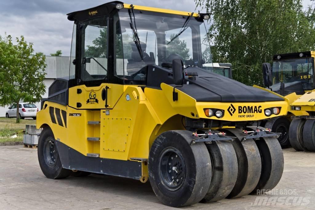 Bomag BW 28 RH Gummiradwalzen